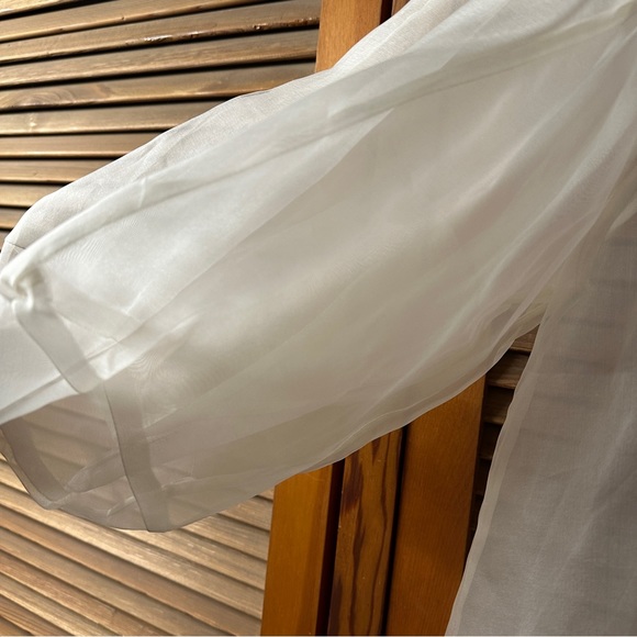 Kamperett Meiere Blouse - Picture 8 of 13